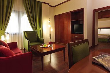 Mövenpick Hotel Jeddah: Chambre