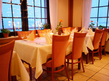 Hotel Der Schöne Asten: Ресторан