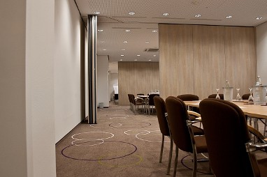 B&F Hotel am Neumarkt: Meeting Room