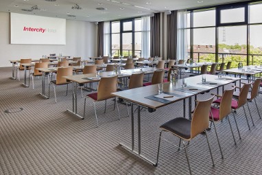 IntercityHotel Duisburg : Sala de reuniões