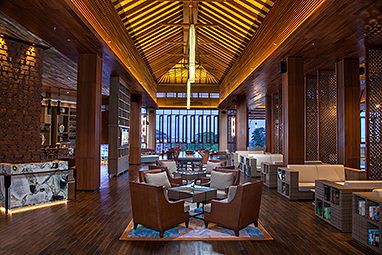 Mövenpick Resort & Spa Jimbaran Bali: Bar/Salón