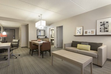 Country Inn & Suites by Radisson, Bloomington at Mall of America: Suite