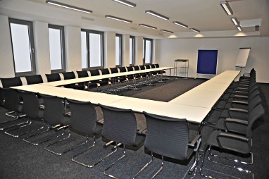 Konferenzzentrum Ingelheim iCC: конференц-зал