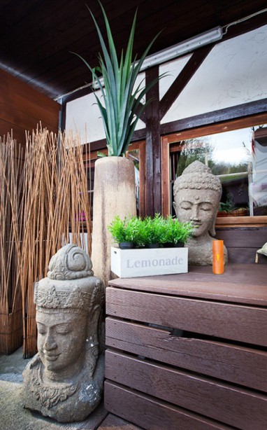 Buddha Lounge Red Mandarin: Miscellaneous
