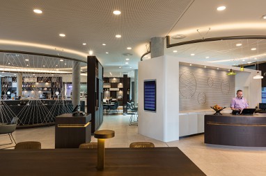 Hyatt Place Frankfurt Airport: Hall