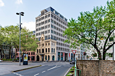 Design Offices Köln Dominium: Vista externa