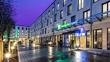 Holiday Inn Express Munich City East: Buitenaanzicht