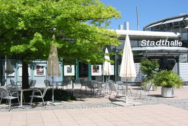 Tagungs-& Veranstaltungszentrum Stadthalle Hockenheim: 外景视图