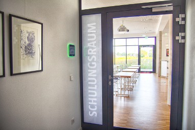 DACH Schutzbekleidung GmbH & Co. KG: Sala de reuniões