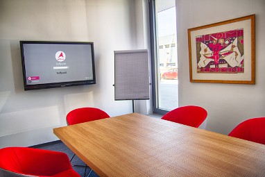 DACH Schutzbekleidung GmbH & Co. KG: Meeting Room
