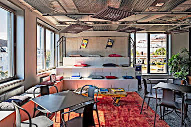 Design Offices Karlsruhe Bahnhofplatz: Meeting Room
