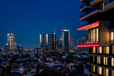 Meliá Frankfurt City: Buitenaanzicht