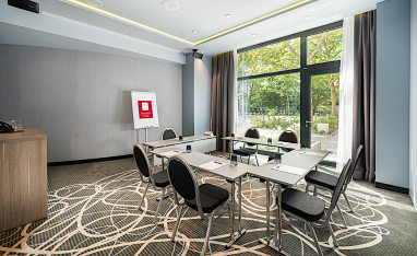 Leonardo Offenbach Frankfurt: Toplantı Odası