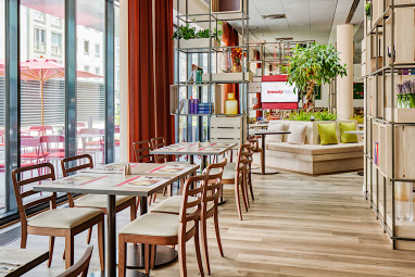 IntercityHotel Graz: Ресторан