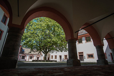 Tagungszentrum & Hotel Schloss Hohenfels: 외관 전경