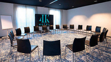 4K Hotel: Sala de conferencia