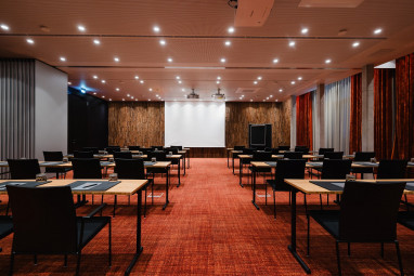 sly Berlin: Sala de conferências
