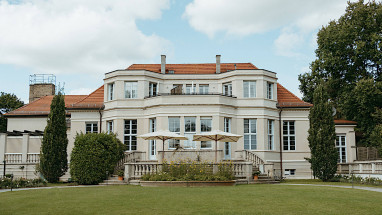 Gästehaus am Lehnitzsee GmbH: Vista esterna