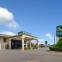 Econo Lodge Inn and Suites Energy