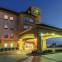 La Quinta Inn & Suites by Wyndham Fort Worth - Lake Worth