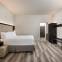 Holiday Inn Express & Suites LAKELAND SOUTH